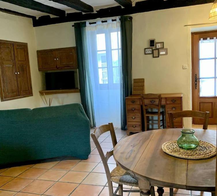 Maison Medievale Climatisee Avec Jardin Monpazier Exterior foto